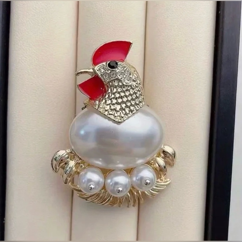 Chicken & Egg Laying Hen on Nest Brooch Modern New